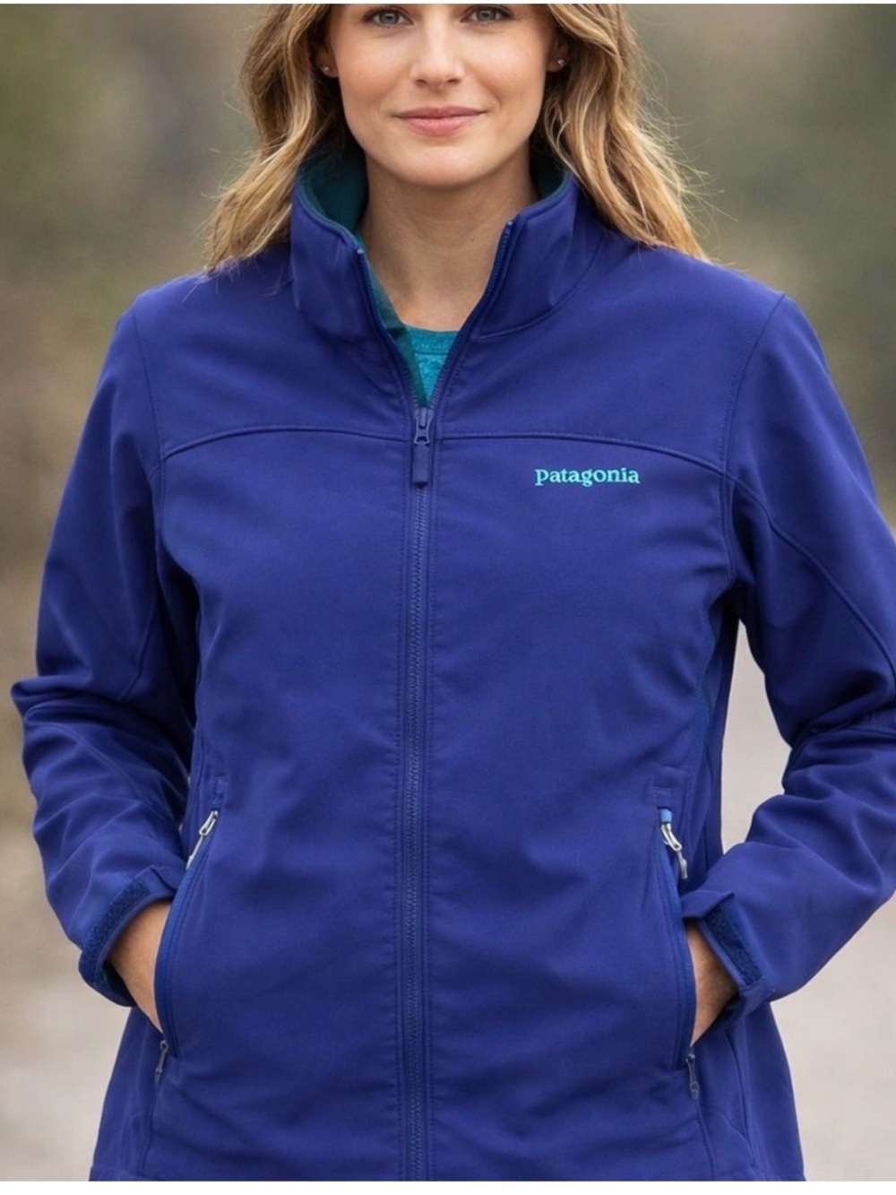 Patagonia Women's Softshell waterproof fleece lined Jacket